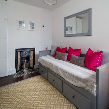 Firefly House Villa Cowes  Eksteriør billede