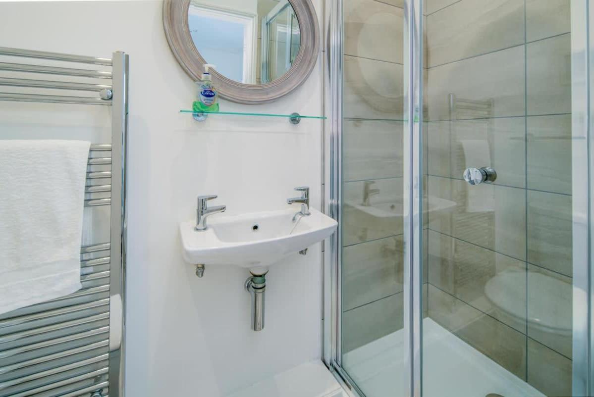 Firefly House Villa Cowes  Eksteriør billede
