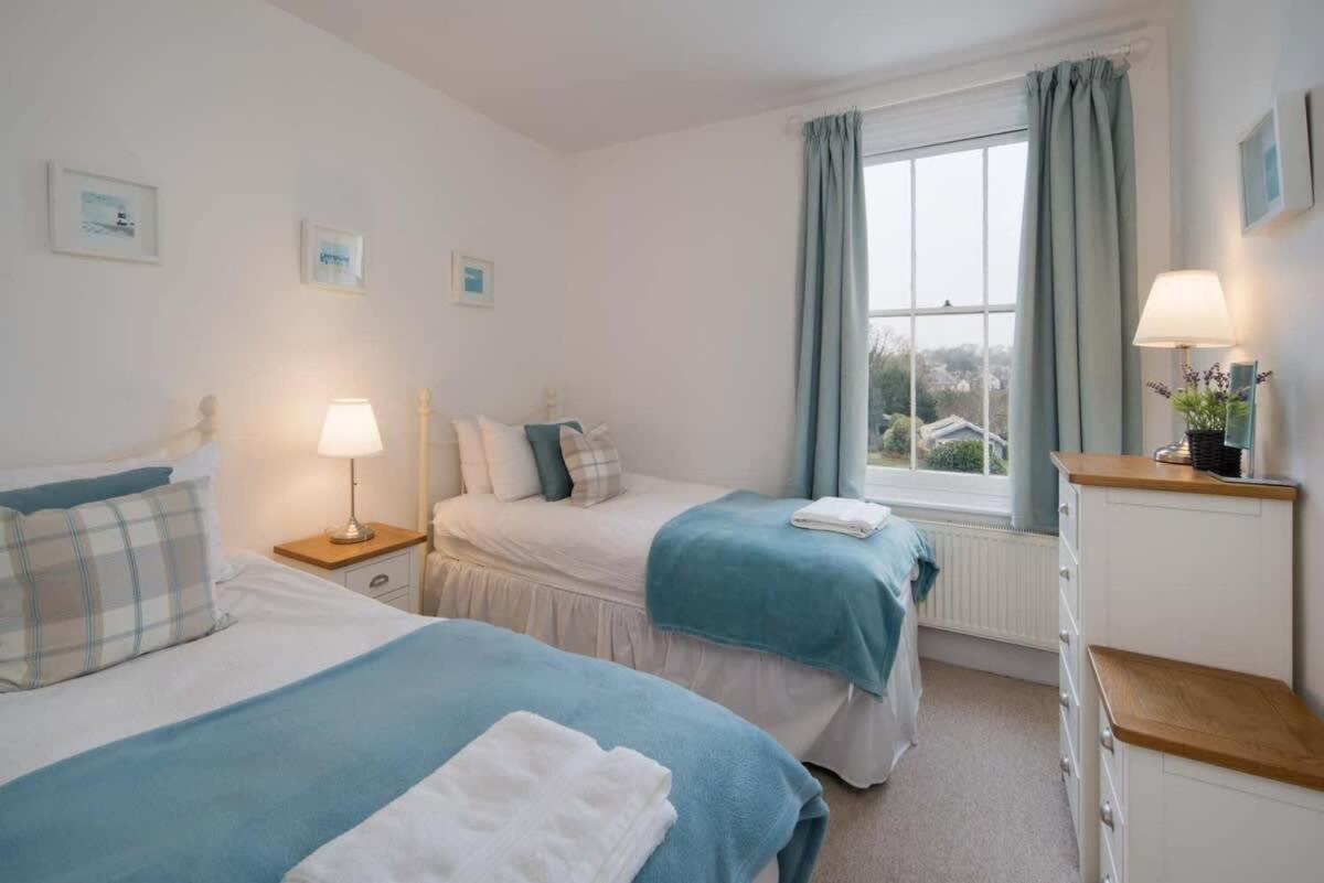 Firefly House Villa Cowes  Eksteriør billede